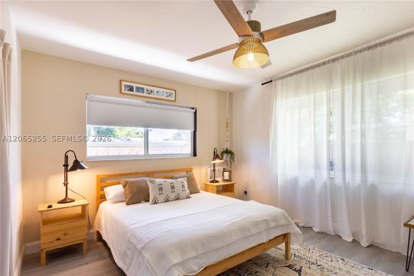 Dixie Way, 20 SE 13th Ter #1-2, Dania Beach, Florida 33004, image 2