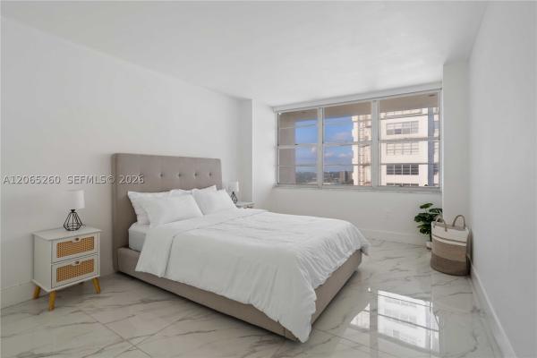 Del Prado, 18051 Biscayne Blvd #1904-1, Aventura, Florida 33160, image 3