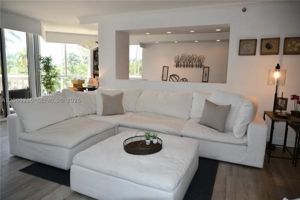 1000 Island Boulevard, 1000 E Island Blvd #303, Aventura, Florida 33160, image 3