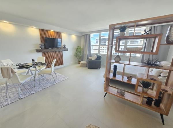 The Decoplage, 100 Lincoln Rd #931, Miami Beach, Florida 33139, image 3
