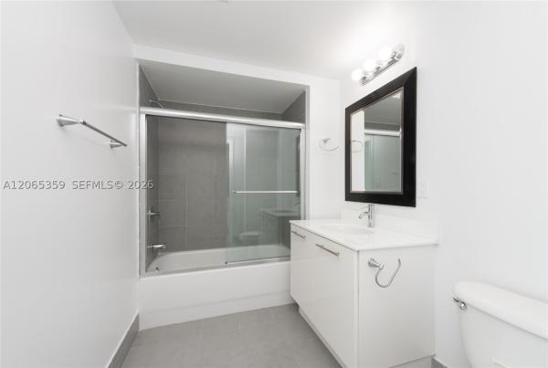 Mint At Riverfront, 92 SW 3rd St #2812, Miami, Florida 33130, image 2