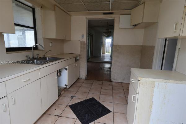 Westgate Heights, 3151 NW 4th St, Lauderhill, Florida 33311, image 3