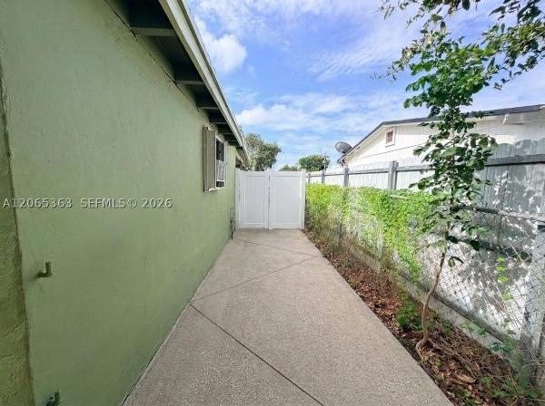 Driftwood Acres, 6831 Farragut St, Hollywood, Florida 33024, image 2