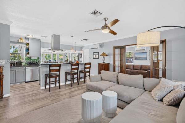Wilton Estates, 300 NW 28th St, Wilton Manors, Florida 33311, image 2