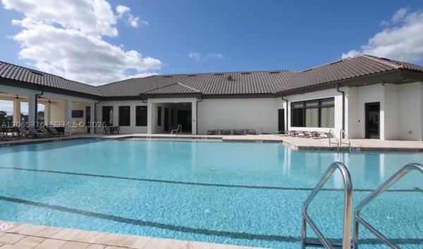 Portico, 14008 Oviedo Pl, Fort Myers, Florida 33905, image 3