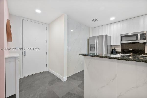 Courts Brickell Key, 801 Brickell Key Blvd #1805, Miami, Florida 33131, image 3