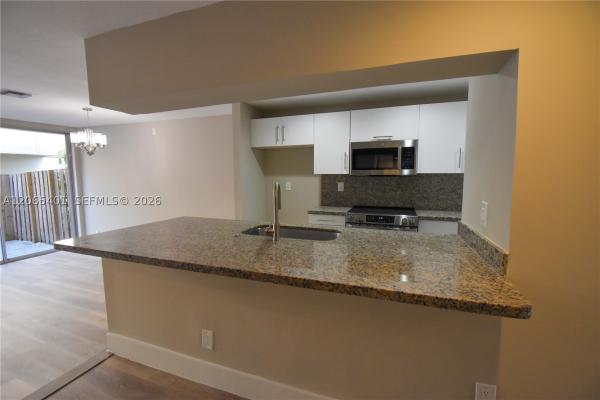 853 NW 80th Ter #2, Plantation, Florida 33324, image 3