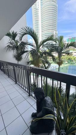 Brickell Bay Club, 2333 Brickell Ave #315, Miami, Florida 33129, image 2