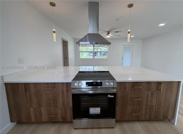 Kendall Green, 110 NE 17th Ct, Pompano Beach, Florida 33060, image 1