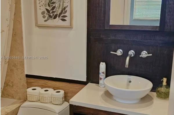 Island Shores, 2903 N Miami Beach Blvd #201, North Miami Beach, Florida 33160, image 3
