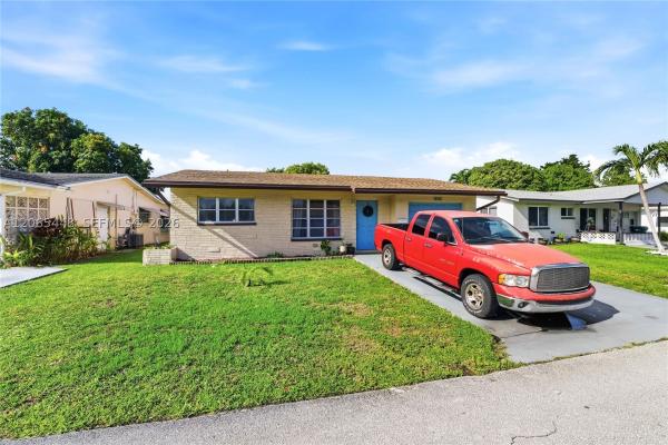 Mainlands Of Tamarac Lakes, 4916 NW 55th Ct, Tamarac, Florida 33319, image 3