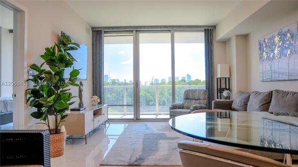 The Harbour South Tower, 16385 Biscayne Blvd #419, North Miami Beach, Florida 33160, image 3