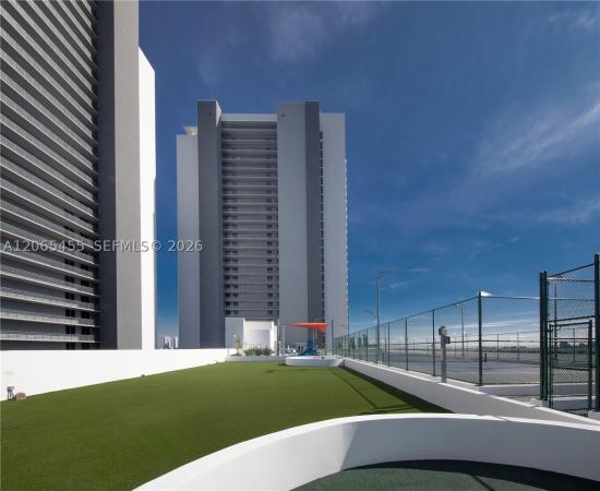 The Harbour South Tower, 16385 Biscayne Blvd #419, North Miami Beach, Florida 33160, image 2