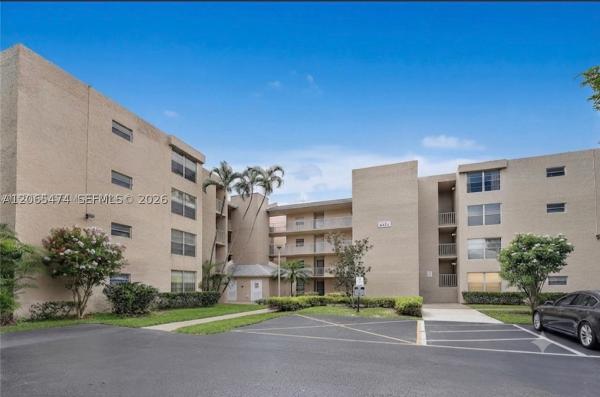 Orchid Tree Of Pine Island Ridge, 9471 Evergreen Pl #307, Davie, Florida 33324, image 2