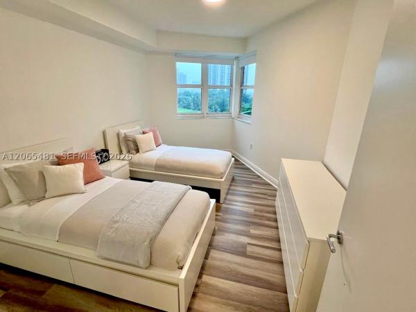 Turnberry Village North Tower, 20000 E Country Club Dr #612, Aventura, Florida 33180, image 2