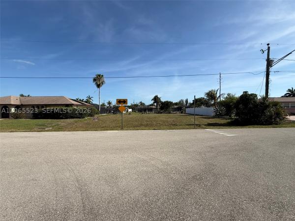 Cape Coral, 2328 SE 15th Ter, Cape Coral, Florida 33990, image 1
