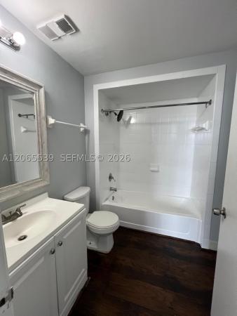 Royal Palms, 7400 W 20th Ave #111, Hialeah, Florida 33016, image 3