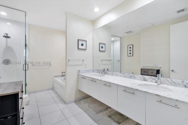 500 Brickell West, 55 SE 6th St #4305, Miami, Florida 33131, image 3