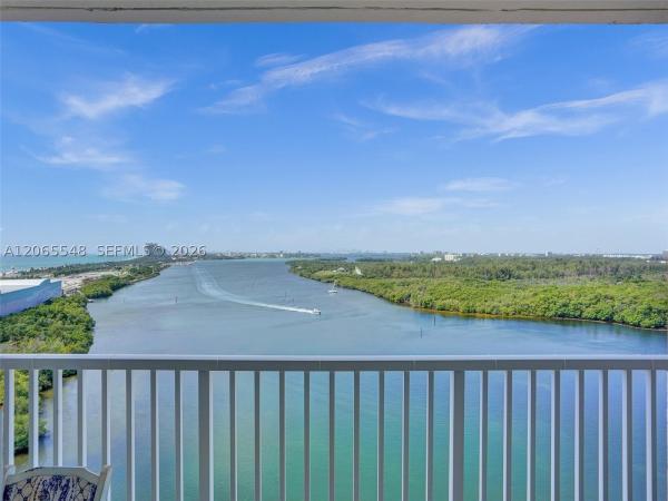 Arlen House Central, 300 Bayview Dr #1914, Sunny Isles Beach, Florida 33160, image 3