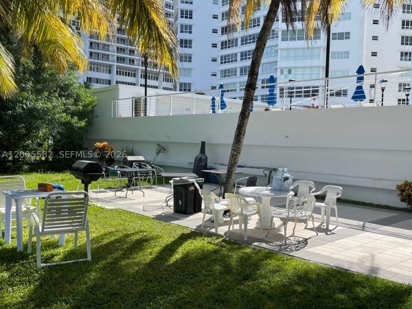 The Carriage Club, 5001 Collins Ave #9E, Miami Beach, Florida 33140, image 3