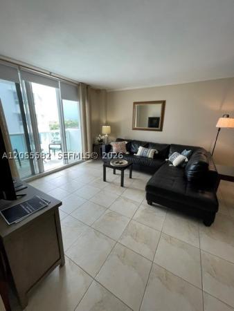 The Carriage Club, 5001 Collins Ave #9E, Miami Beach, Florida 33140, image 3