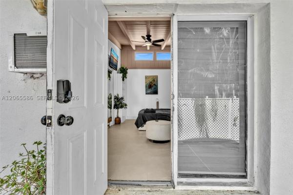 Hollywood South Side, 1943 Rodman St, Hollywood, Florida 33020, image 2