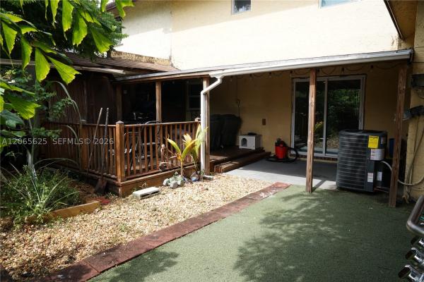 Lake Island, 4332 NW 3rd Ter, Deerfield Beach, Florida 33064, image 3