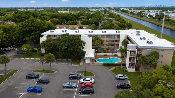 Sun Run, 3120 N Pine Island Rd #403, Sunrise, Florida 33351, image 2