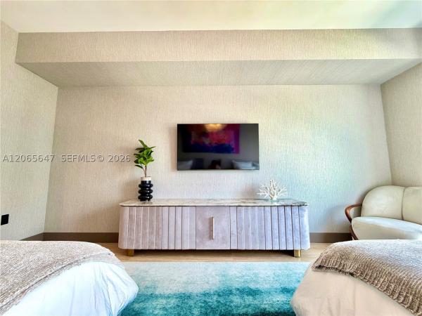 North Tower At Marina Palms, 17301 Biscayne Blvd #1409, North Miami Beach, Florida 33160, image 3