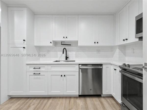 Gables Waterway Towers, 90 Edgewater Dr #818, Coral Gables, Florida 33133, image 2