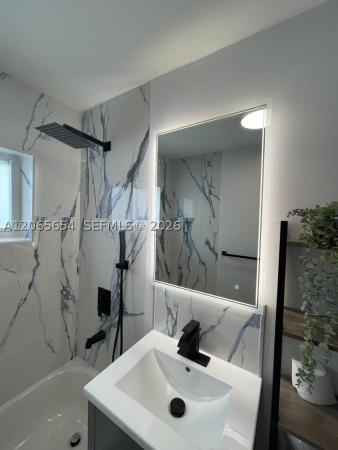 Gulfstream Estates, 912 NE 5th St, Hallandale Beach, Florida 33009, image 3