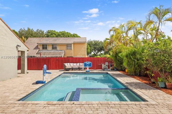 Tierra Vista, 2905 Albatross Dr, Cooper City, Florida 33026, image 2