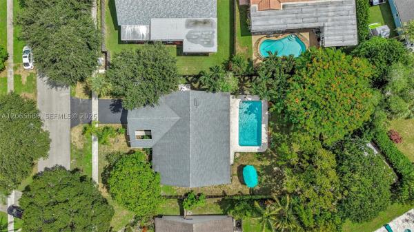 Plantation Hills, 620 E Plantation Cir, Plantation, Florida 33324, image 1