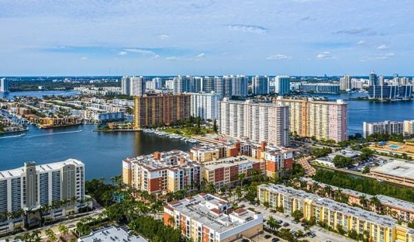 Porto Bellagio, 17150 N Bay Rd #2602, Sunny Isles Beach, Florida 33160, image 2