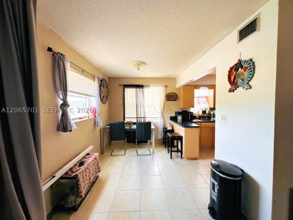 Paradise Gardens, 2420 Johnson St #202, Hollywood, Florida 33020, image 3