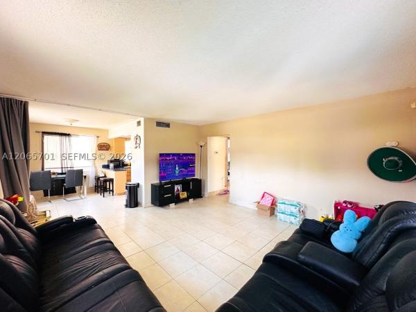 Paradise Gardens, 2420 Johnson St #202, Hollywood, Florida 33020, image 1