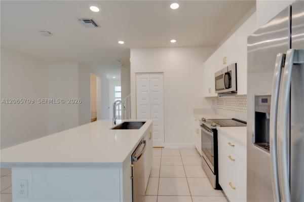 Satori, 15826 NW 91st Ct, Miami Lakes, Florida 33018, image 3