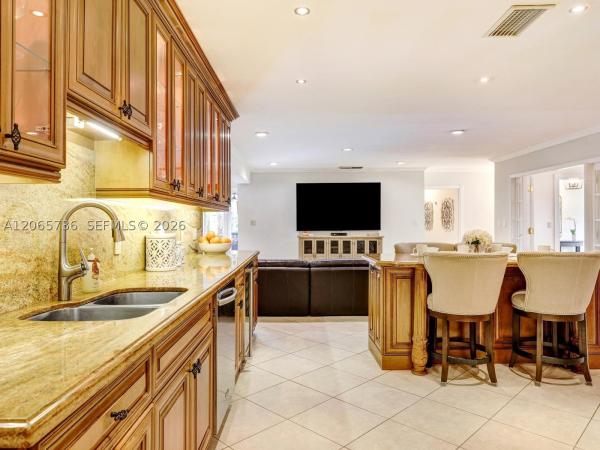 1401 NE 103rd St, Miami Shores, Florida 33138, image 2