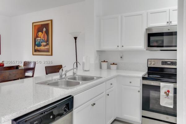 Fiji, 2819 SE 1st Dr #7, Homestead, Florida 33033, image 3