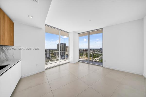 1400 Biscayne Blvd #2607, Miami, Florida 33132, image 2