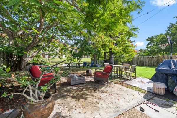 Sunrise Golf Village, 8921 NW 26th Pl, Sunrise, Florida 33322, image 2