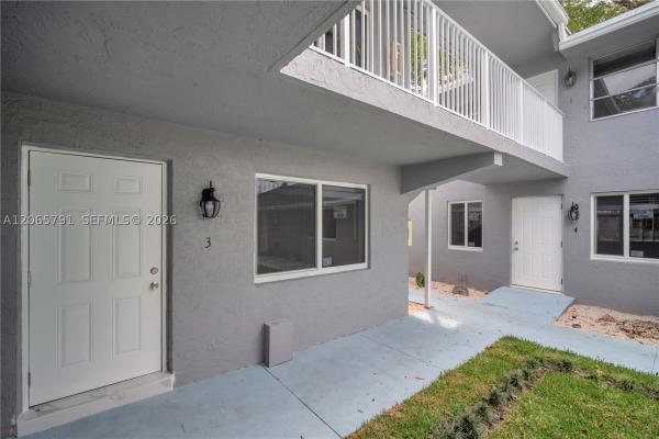 414 SE 14th St #1-8, Fort Lauderdale, Florida 33316, image 2