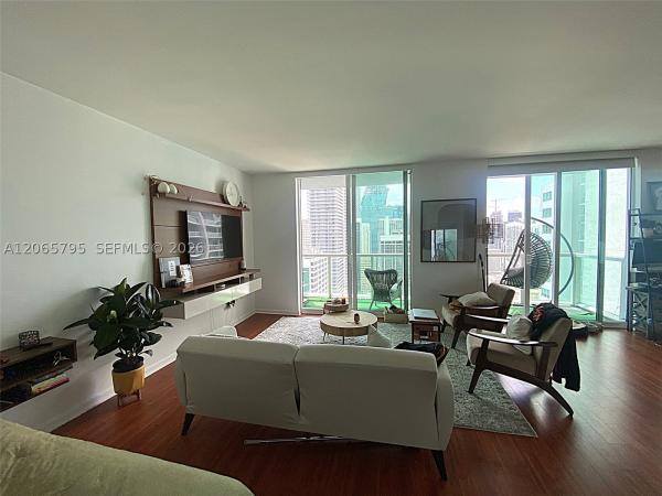 Vizcayne North, 244 Biscayne Blvd #3707, Miami, Florida 33132, image 3