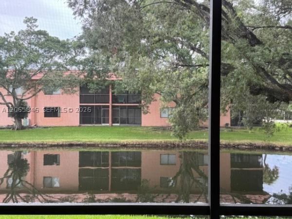 Racquet Club At Bonaventure, 301 Lakeview Dr #102, Weston, Florida 33326, image 1