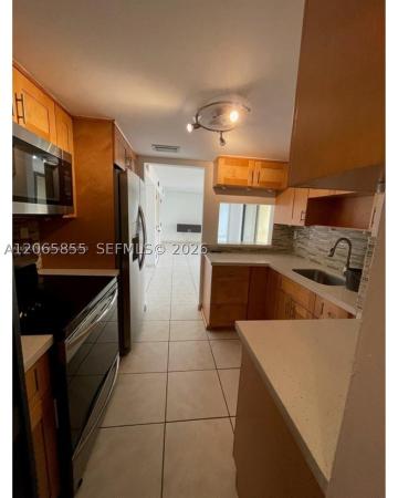 11750 SW 18th St #208-1, Unincorporated Dade County, Florida 33175, image 3