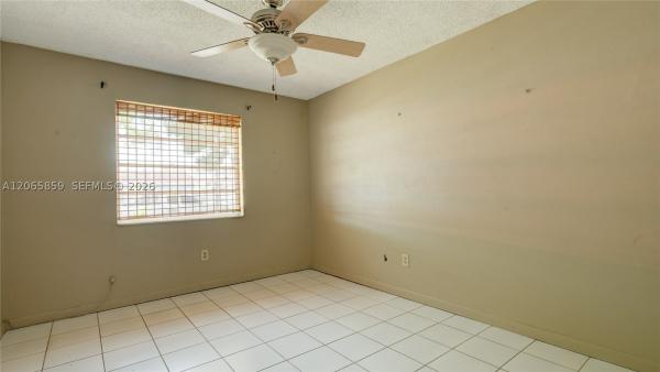 10710 SW 32nd St, Unincorporated Dade County, Florida 33165, image 2