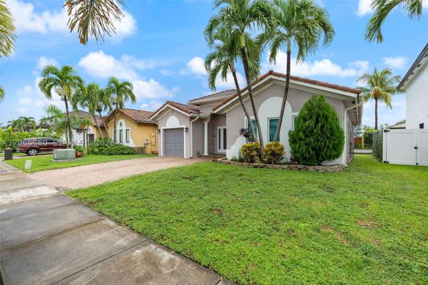 15717 SW 138th Ter, Unincorporated Dade County, Florida 33196, image 2