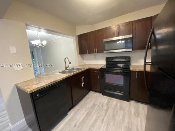 446 NE 210th Cir Ter #101-6A, Unincorporated Dade County, Florida 33179, image 2