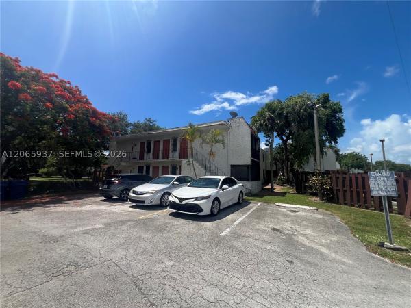 Casa Granada, 8701 SW 141st St #H3, Palmetto Bay, Florida 33176, image 2