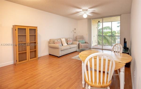 Las Vistas At Doral, 8363 Lake Dr #504, Doral, Florida 33166, image 3